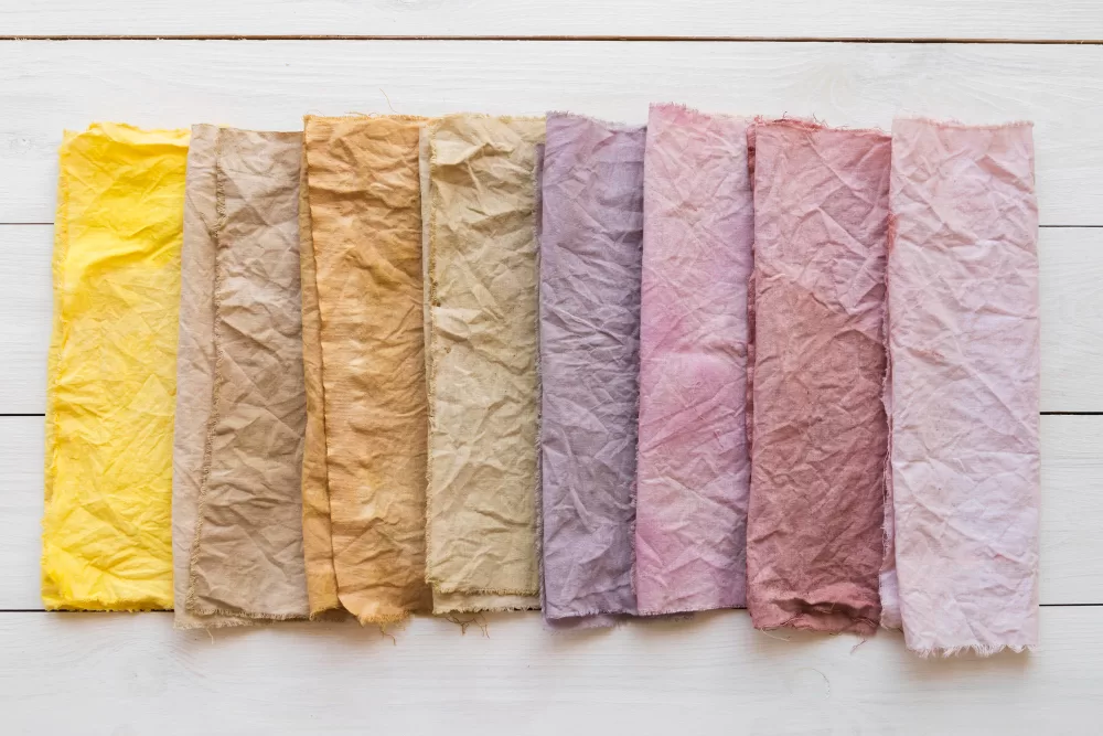 Tons pastéis, mostrando a variedade da paleta de cores na moda.